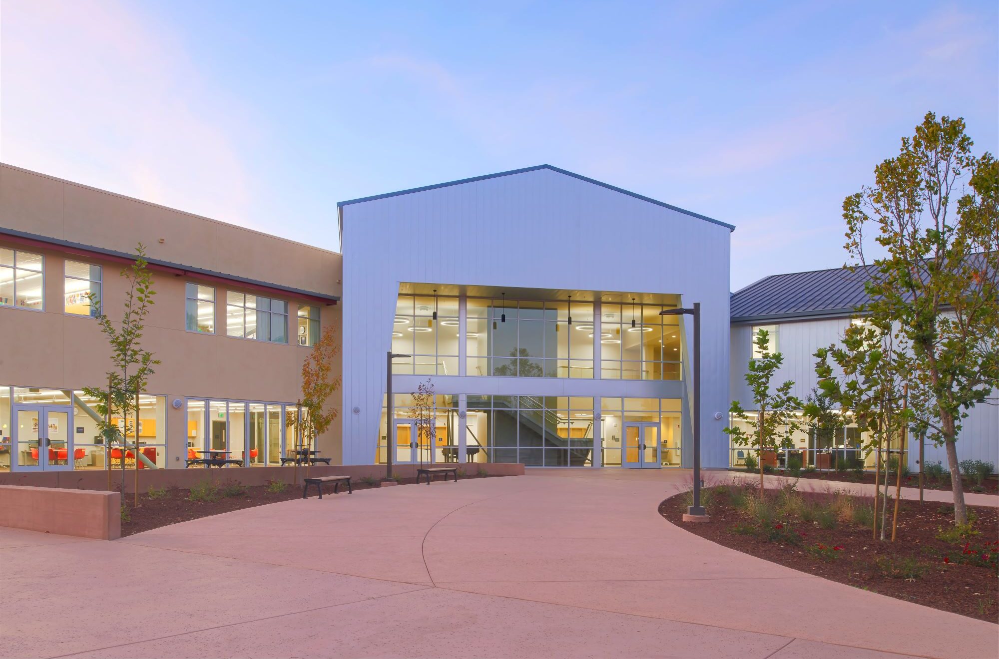 Oakwood School | Varco Pruden